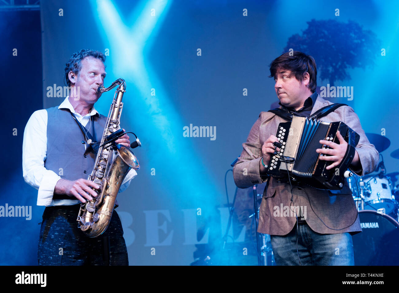 Brendan Kelly and John Spiers performing with Bellowhead at the Larmer Tree Festival near Salisbury, Wiltshire, England, UK. July 16, 2015 Stock Photo