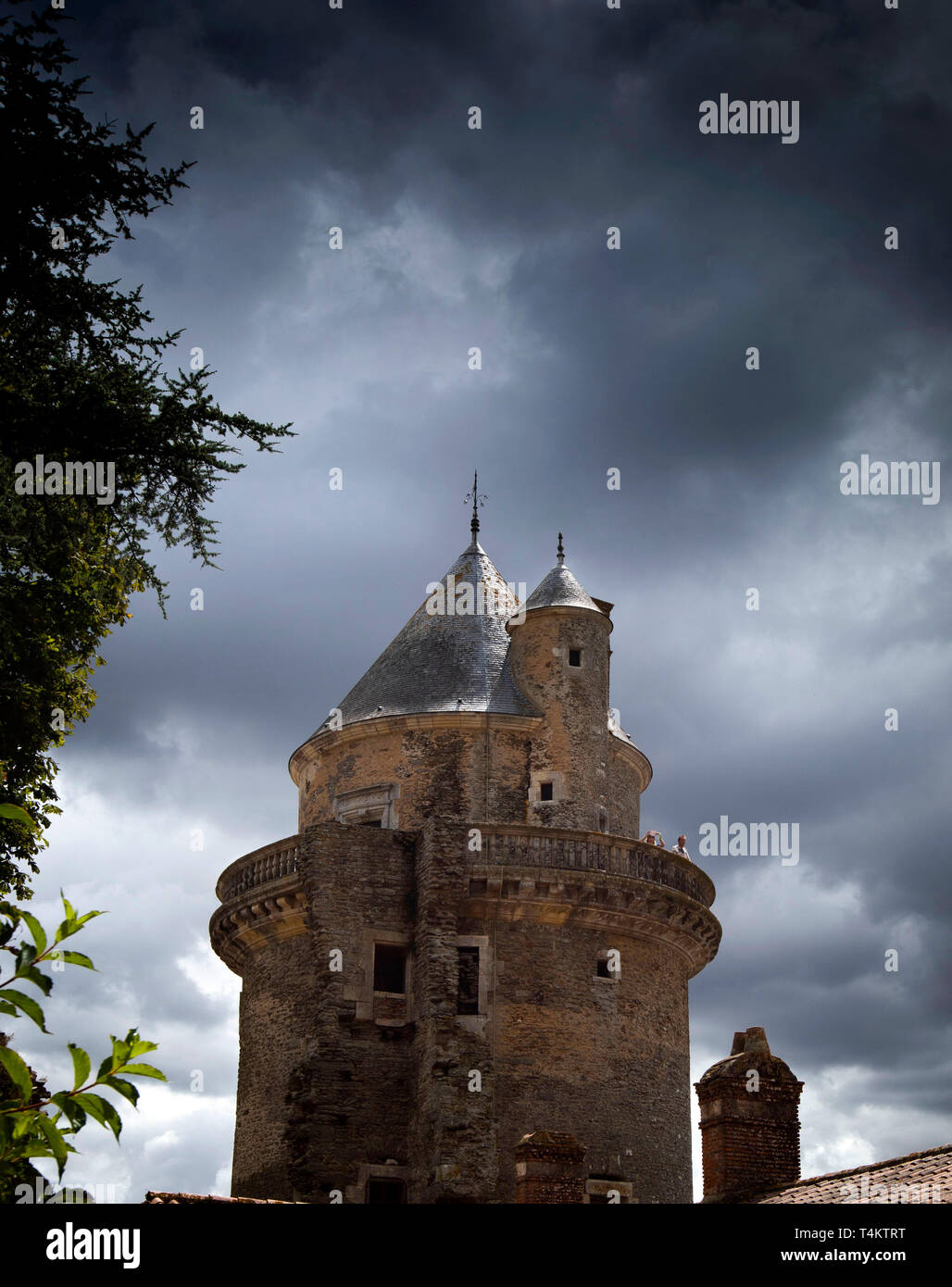 Chateau d'Apremont, Vendee, Pays de la Loire, France Stock Photo Alamy