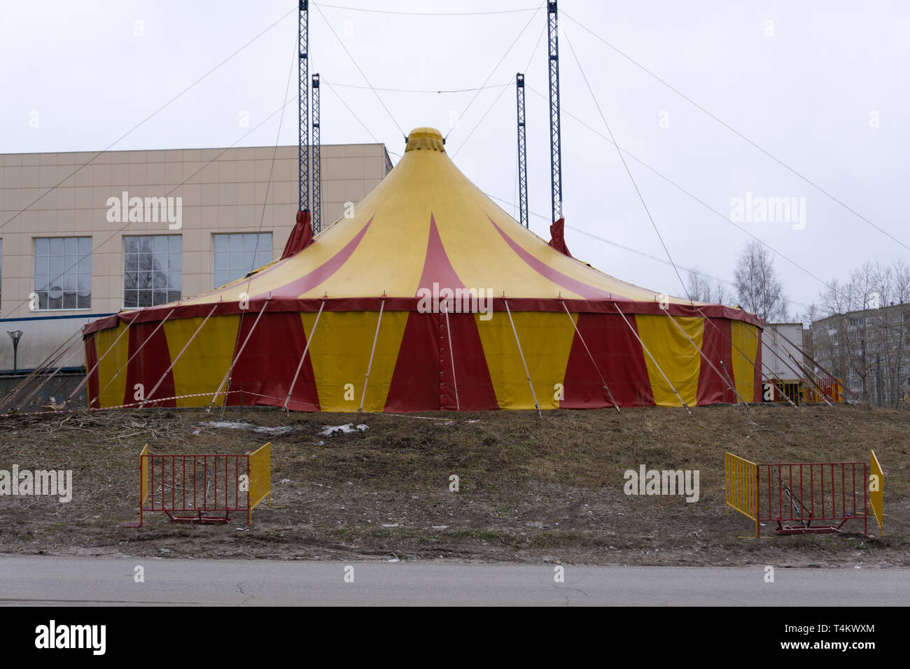 Big top circus tent night hi-res stock photography and images - Alamy
