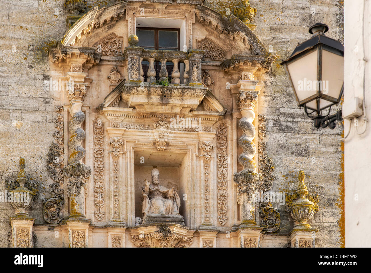 Iglesia de San Pedro church, Arcos de la Frontera, Andalusia, Spain Stock Photo