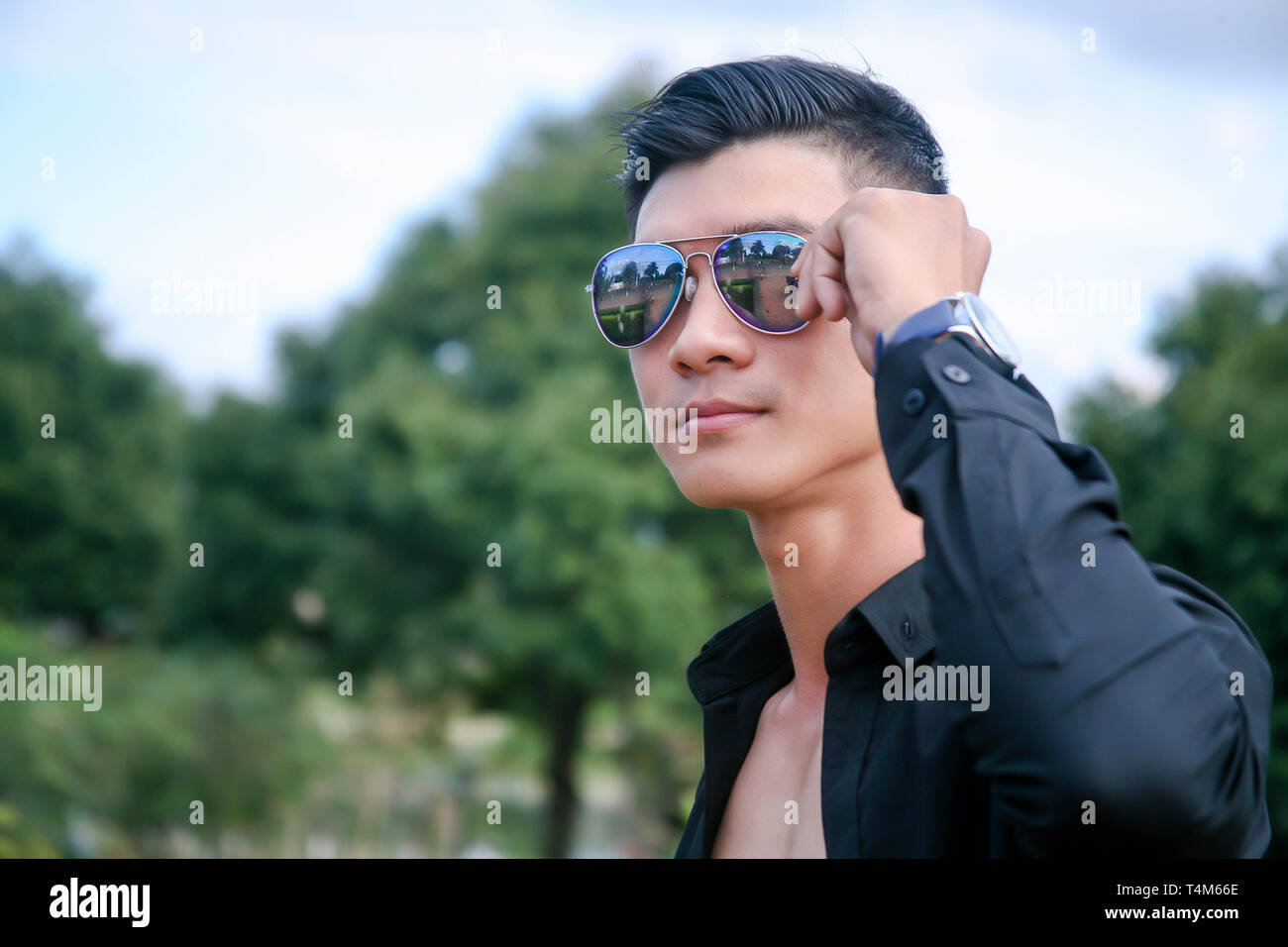 guy white sunglasses