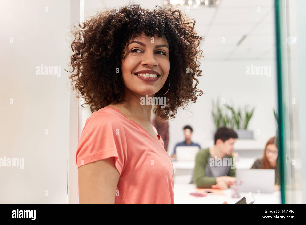 Employee intern office hi-res stock photography and images - Alamy