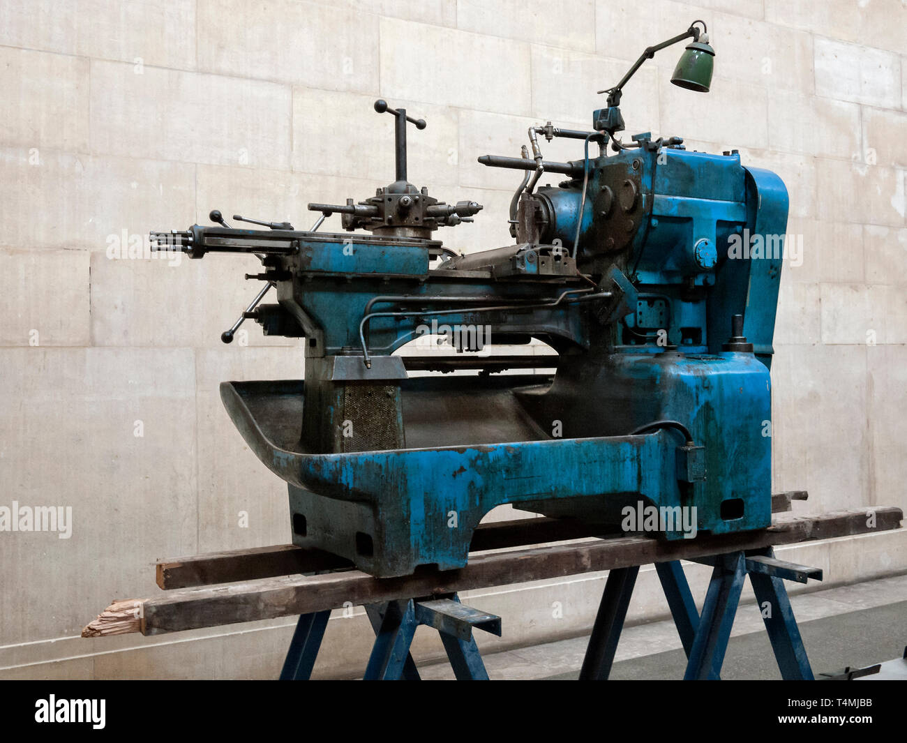 I Vintage lathe and industrial tools on display in a London Art Gallery Stock Photo