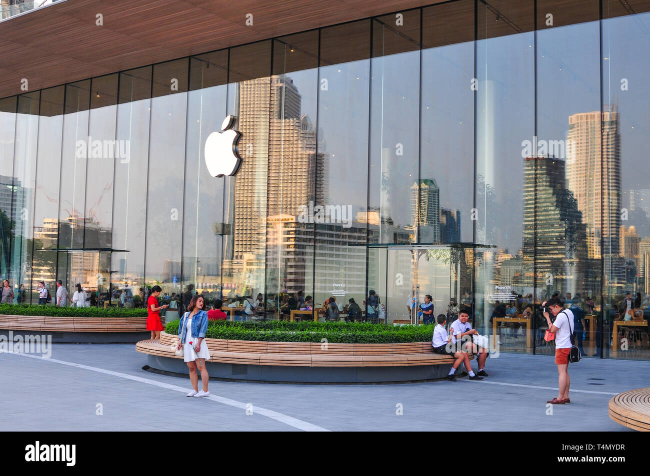 Apple store in Bangkok Thailand Stock Photo