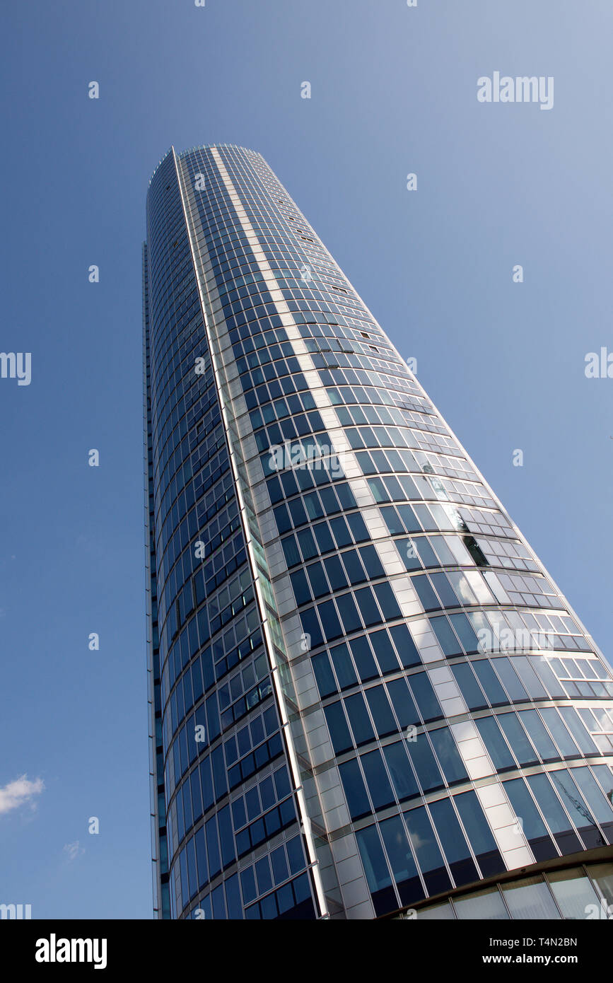 St George Wharf Tower, Vauxhall, London Stock Photo - Alamy