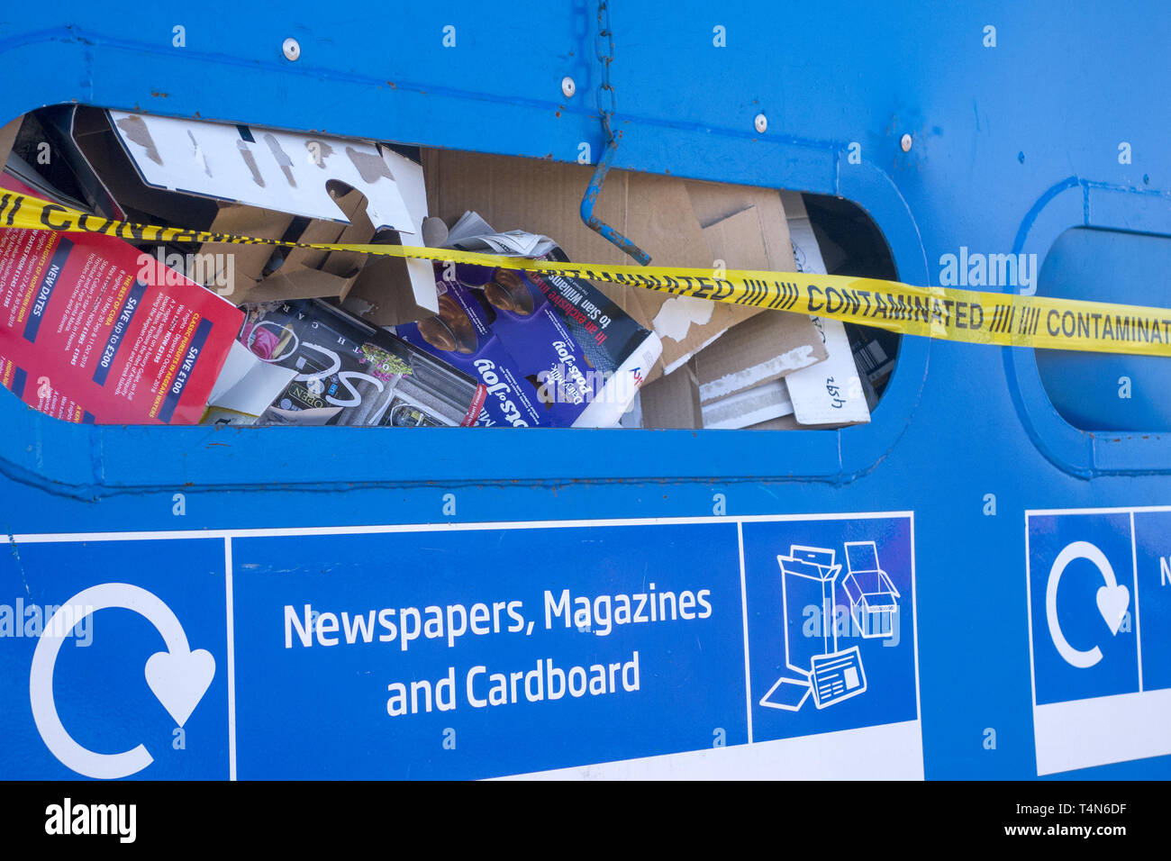 Contaminated recycling bin Stock Photo Alamy