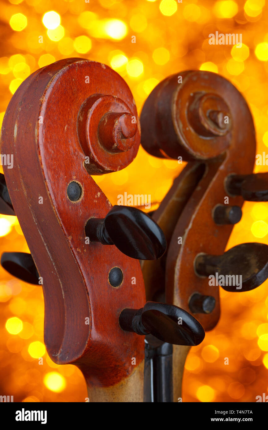 A two string vertical fiddle outlet