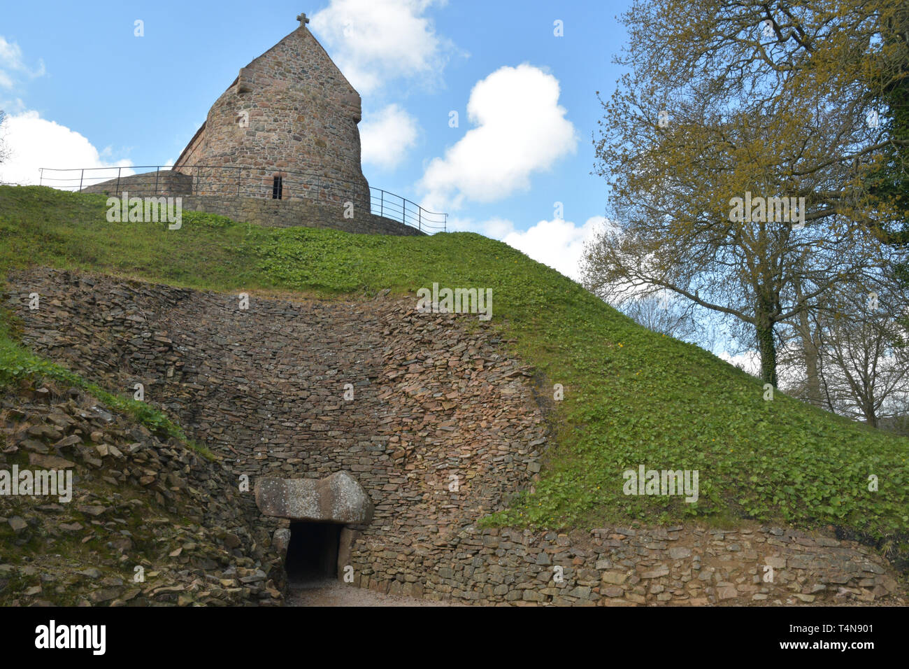 La Hougue Bie Passage Grave is one of the ten oldest buildings in the  world,The 6000 year-old burial site is one of the best preserved remnants  of t Stock Photo - Alamy
