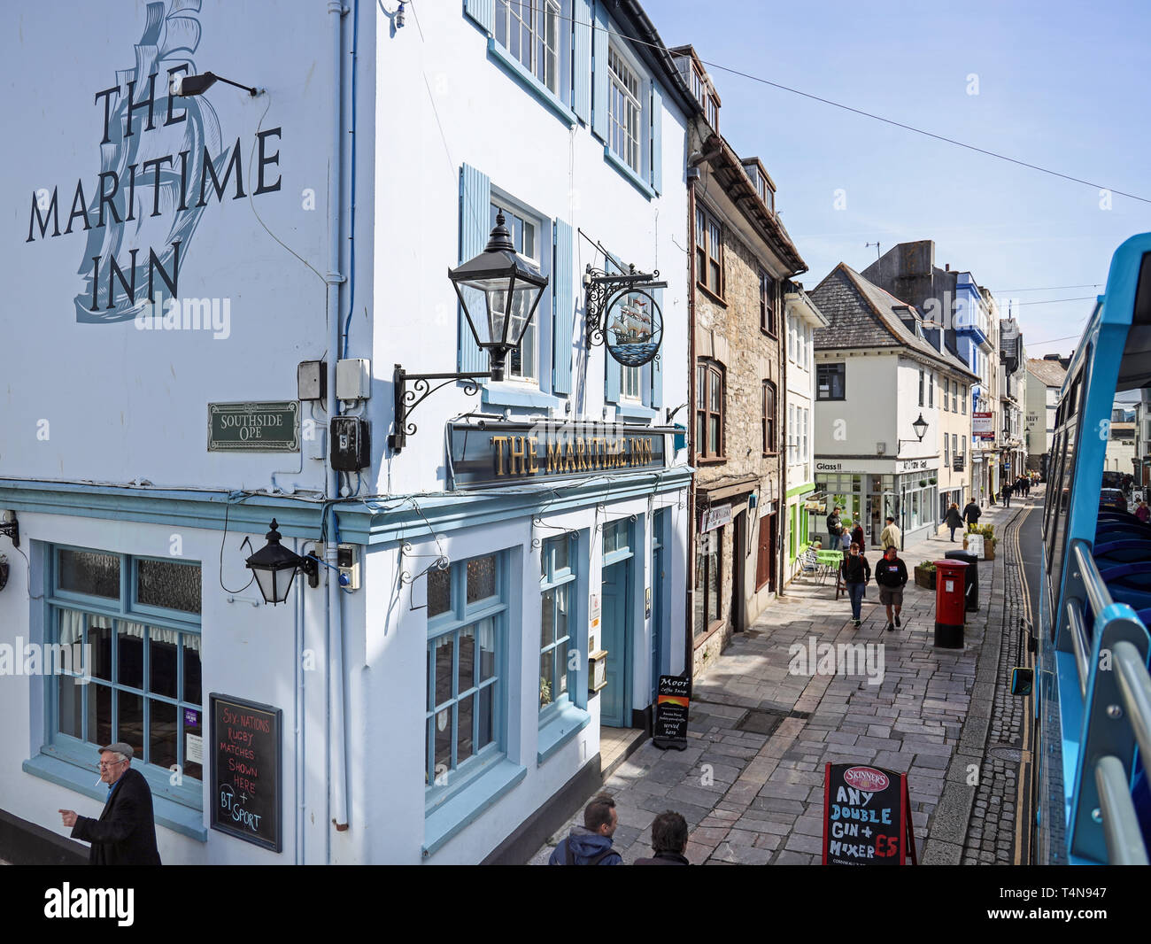 Maritime Inn, Southside Street, Barbican Plymouth from open top sightseeing bus Stock Photo