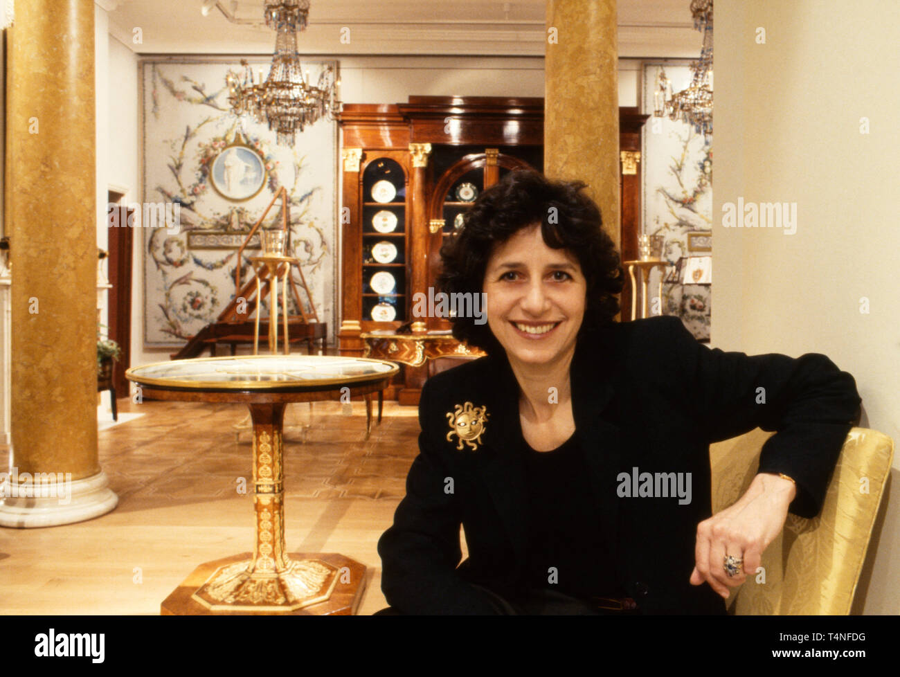 Olga Polizzi is Director of Design at Rocco Forte Hotels and Deputy Chairman of the company, she also has two of her own hotels in the West Country – Hotel Tresanton in Cornwall and Hotel Endsleigh in Devon. Shot for The Antique Collector in the 1980s. Stock Photo