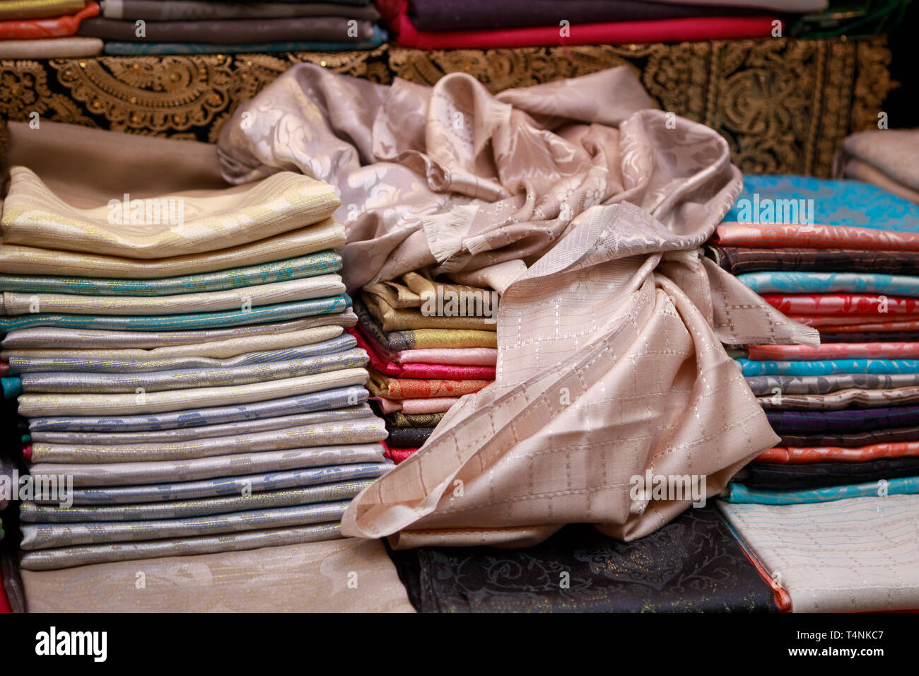 handmade pashmina shawls