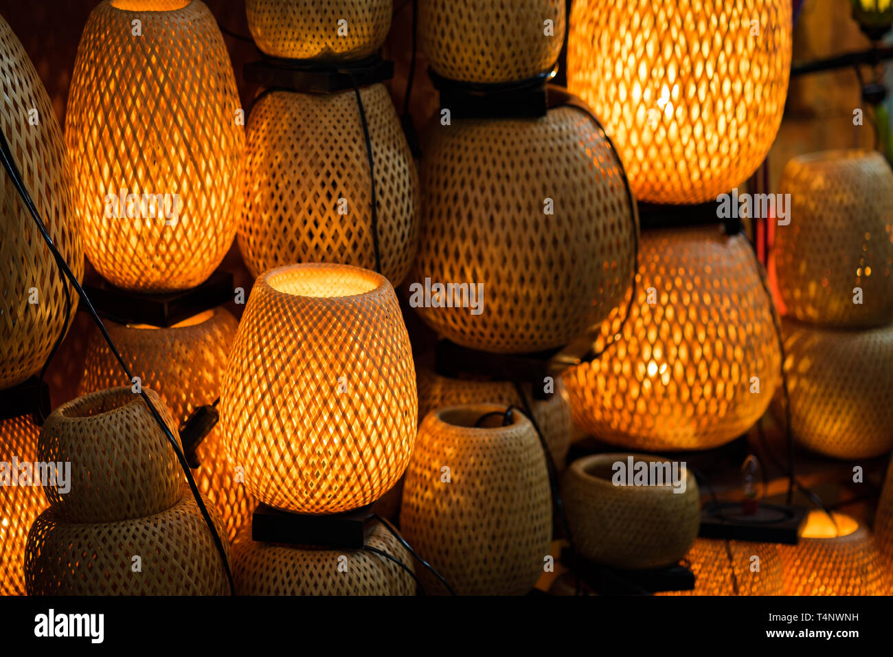 Ancient chinese bamboo paper hi-res stock photography and images - Alamy