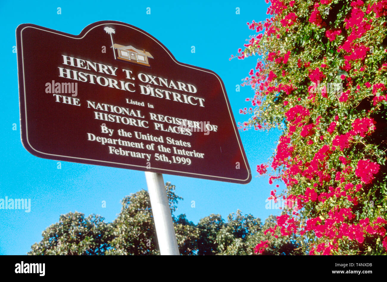 California,Southern California,Pacific,Oxnard,information,broadcast,publish,message,advertise,banner,announcement,Henry T. Oxnard Historic District,hi Stock Photo