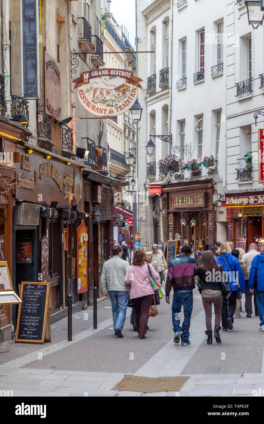 Street scene along Rue Saint Severin in the Latin Quarter, Paris, France Stock Photo