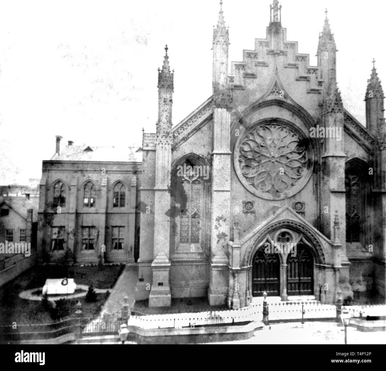 California History - Starr King's Church, Geary Street, San Francisco ca. 1866 Stock Photo