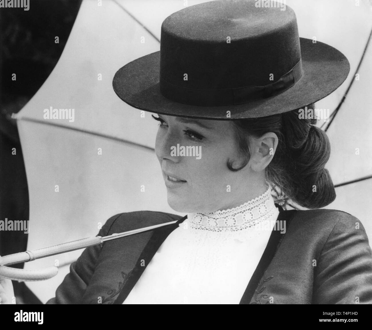 Peter Hunt Bond High Resolution Stock Photography and Images - Alamy