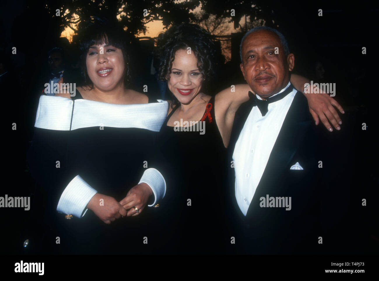 Los Angeles, California, USA 21st March 1994  Actress Rosie Perez and father Ismael Serrano attend the 66th Annual Academy Awards on March 21, 1994 at Dorothy Chandler Pavilion in Los Angeles, California, USA. Photo by Barry King/Alamy Stock Photo Stock Photo