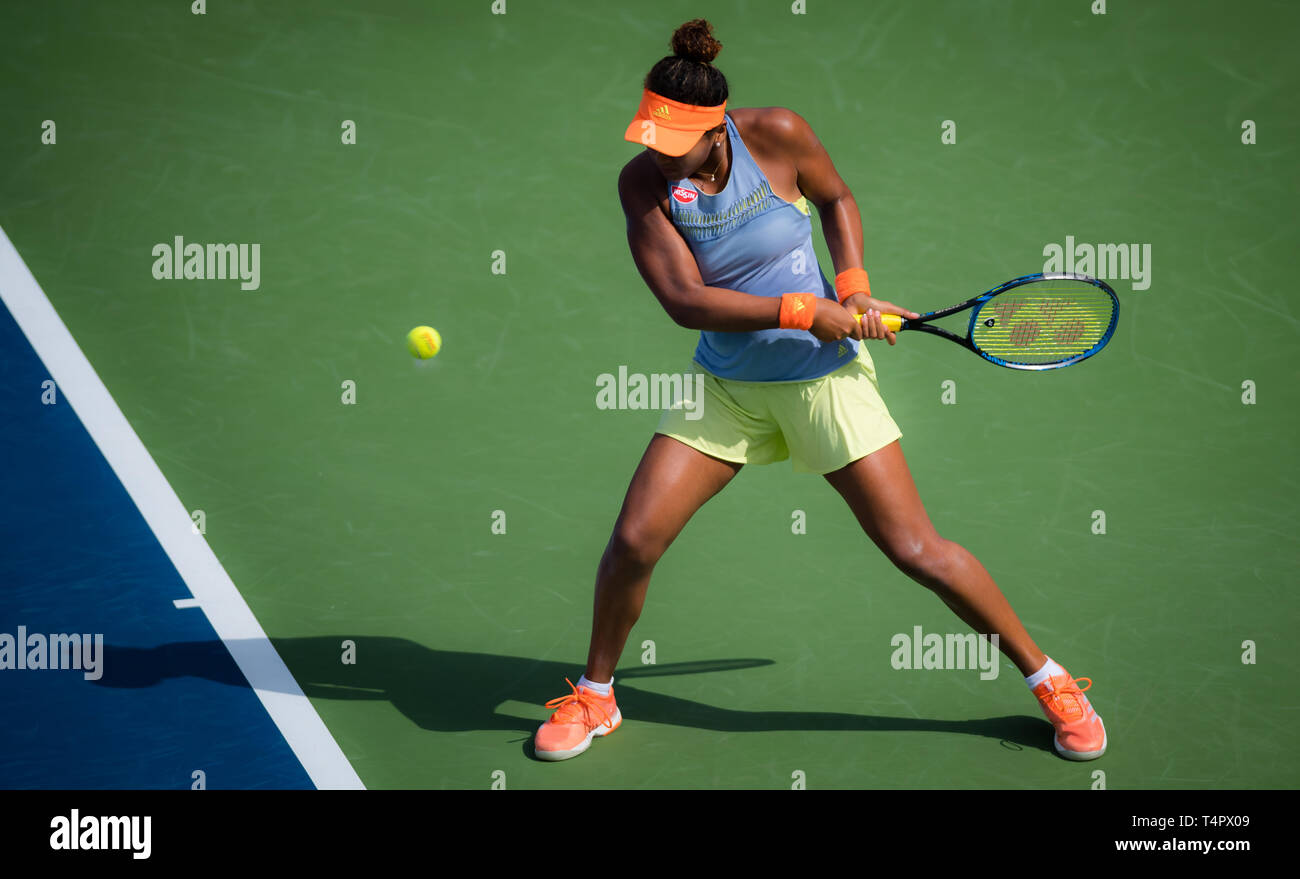 DUBAI, UNITED ARAB EMIRATES - FEBRUARY 22 : Naomi Osaka of Japan at the 2018  Dubai Duty Free Tennis Championships WTA Premier tennis tournament Stock  Photo - Alamy