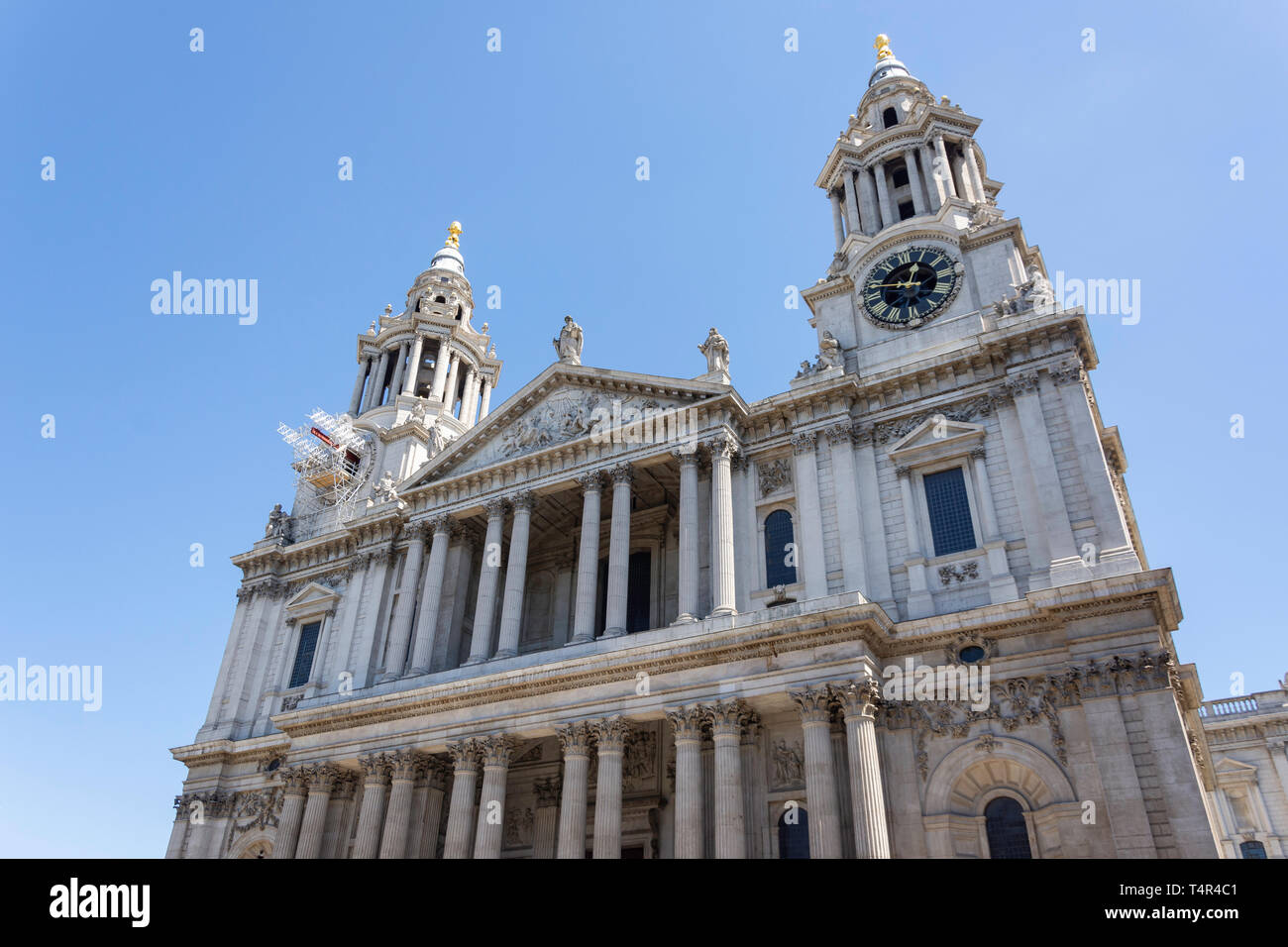 West Front of St.Paul's Cathedral, Ludgate Hill, City of London, Greater London, England, United Kingdom Stock Photo