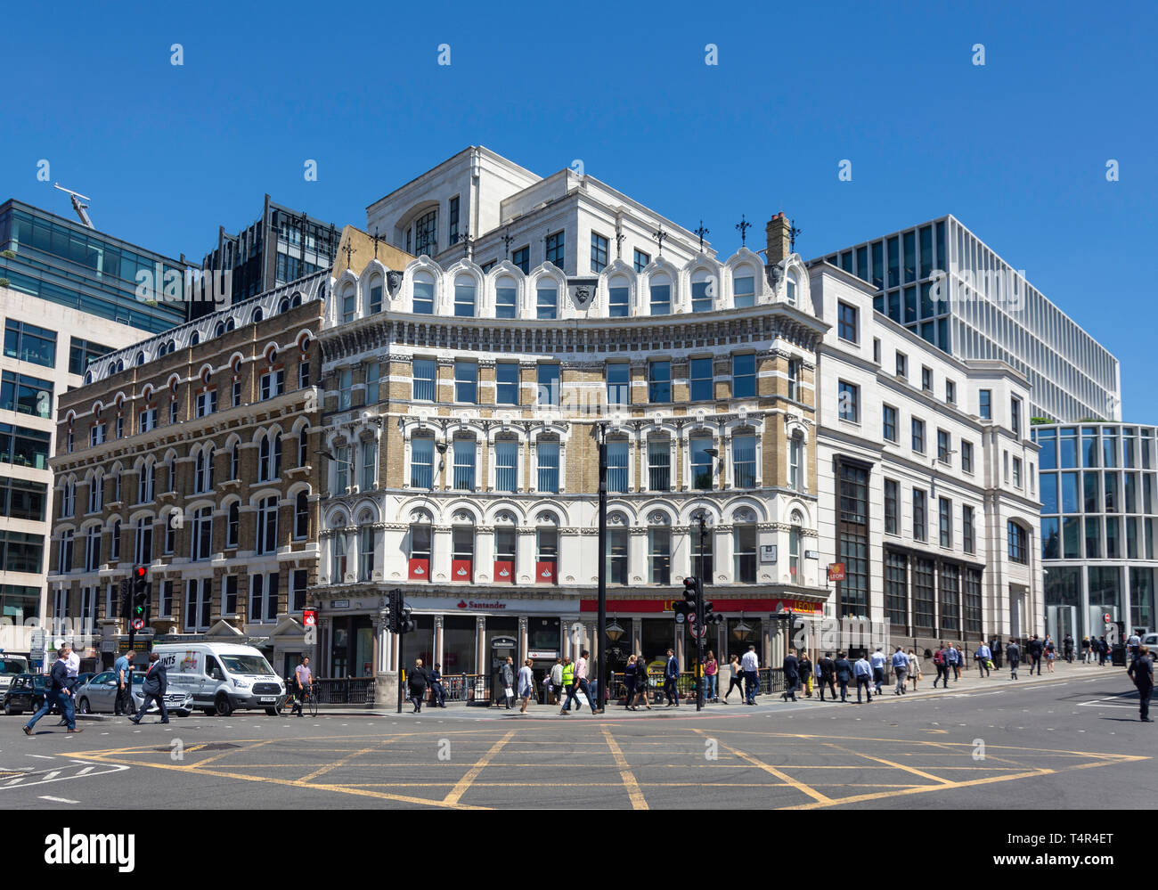 Ludgate circus city london greater hires stock photography and images