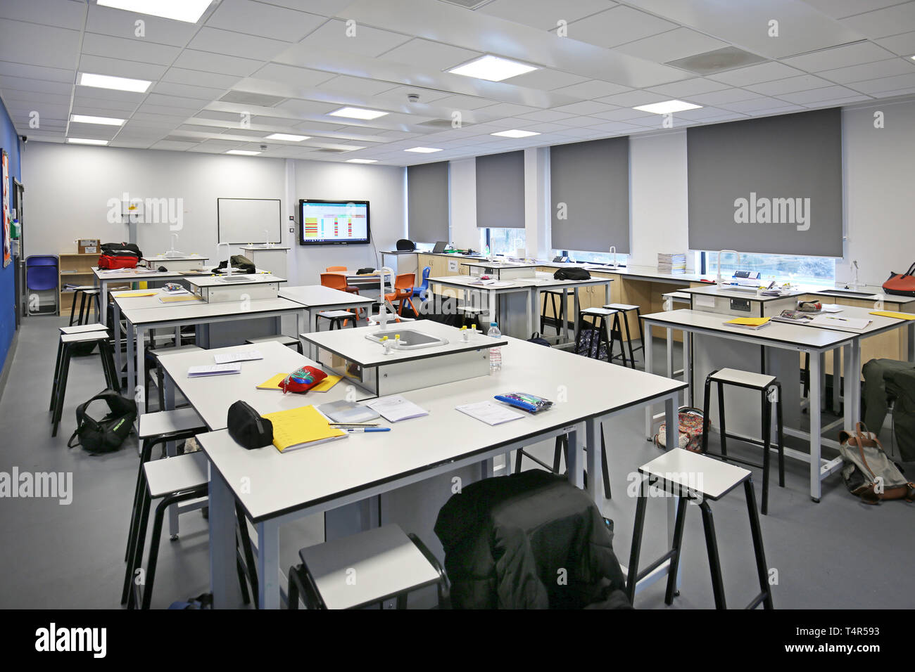Science classroom in a new, West London Academy school. Building was converted from a 1970's office block. Stock Photo