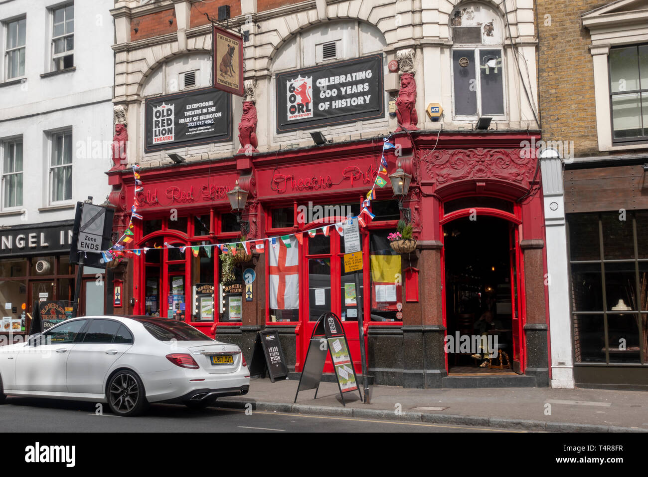 The Old Red Lion Pub & Theatre, Islington, East London, UK. Stock Photo