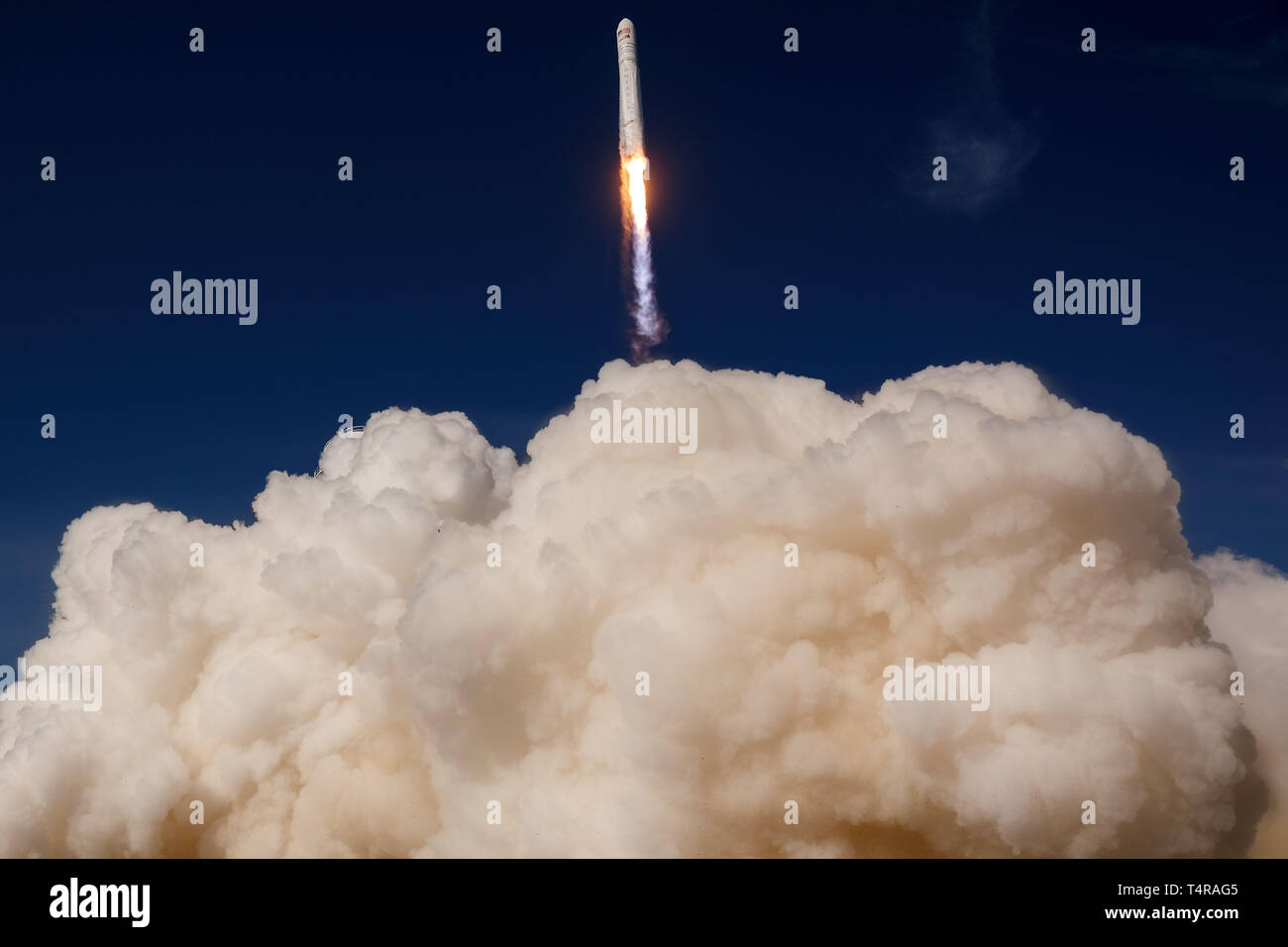 Wallops Island, Virginia, USA. 17th Apr, 2019. The Antares rocket carrying the Cygnus cargo spacecraft lifts off from NASA's Wallops Flight Facility in Wallops Island, Virginia, the United States, on April 17, 2019. A U.S. rocket was launched on Wednesday from NASA's Wallops Flight Facility on Virginia's Eastern Shore, carrying cargo with the space agency's resupply mission for the International Space Station (ISS). The Antares rocket built by Northrop Grumman lifted off at 4:46 p.m. EDT, carrying the Cygnus cargo spacecraft to the ISS. Credit: Xinhua/Alamy Live News Stock Photo