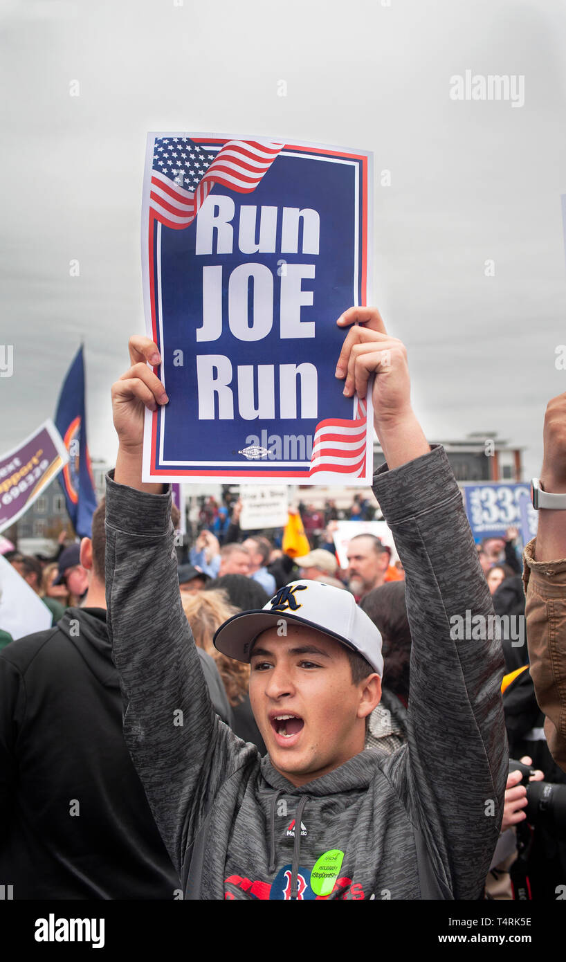 Dorchester, Massachusetts, USA. 18th April, 2019. Former U.S. vice president and possible 2020 Democratic presidential candidate, Joe Biden, spoke to over 1,000 striking grocery store workers.  Photo shows a self-proclaimed Biden fan in the crowd during speech. Credit: Chuck Nacke/Alamy Live News Stock Photo