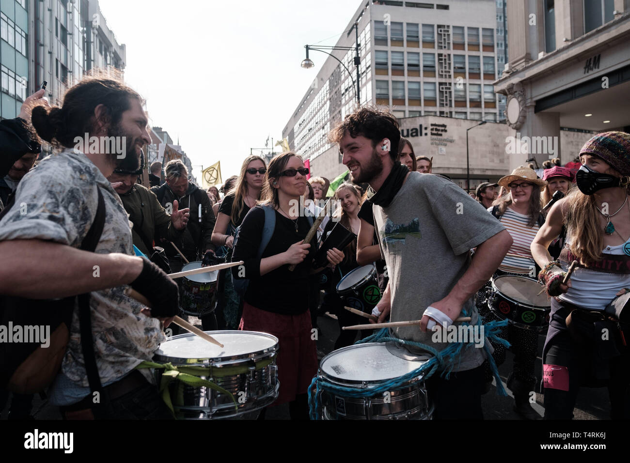 London, UK. 18th Apr, 2019. Protesters playing music during the Extinction Rebellion Strike in London.Extinction Rebellion have blocked five central London landmarks for fourth day in protest against government inaction on climate change. Credit: Sam Lees/SOPA Images/ZUMA Wire/Alamy Live News Stock Photo