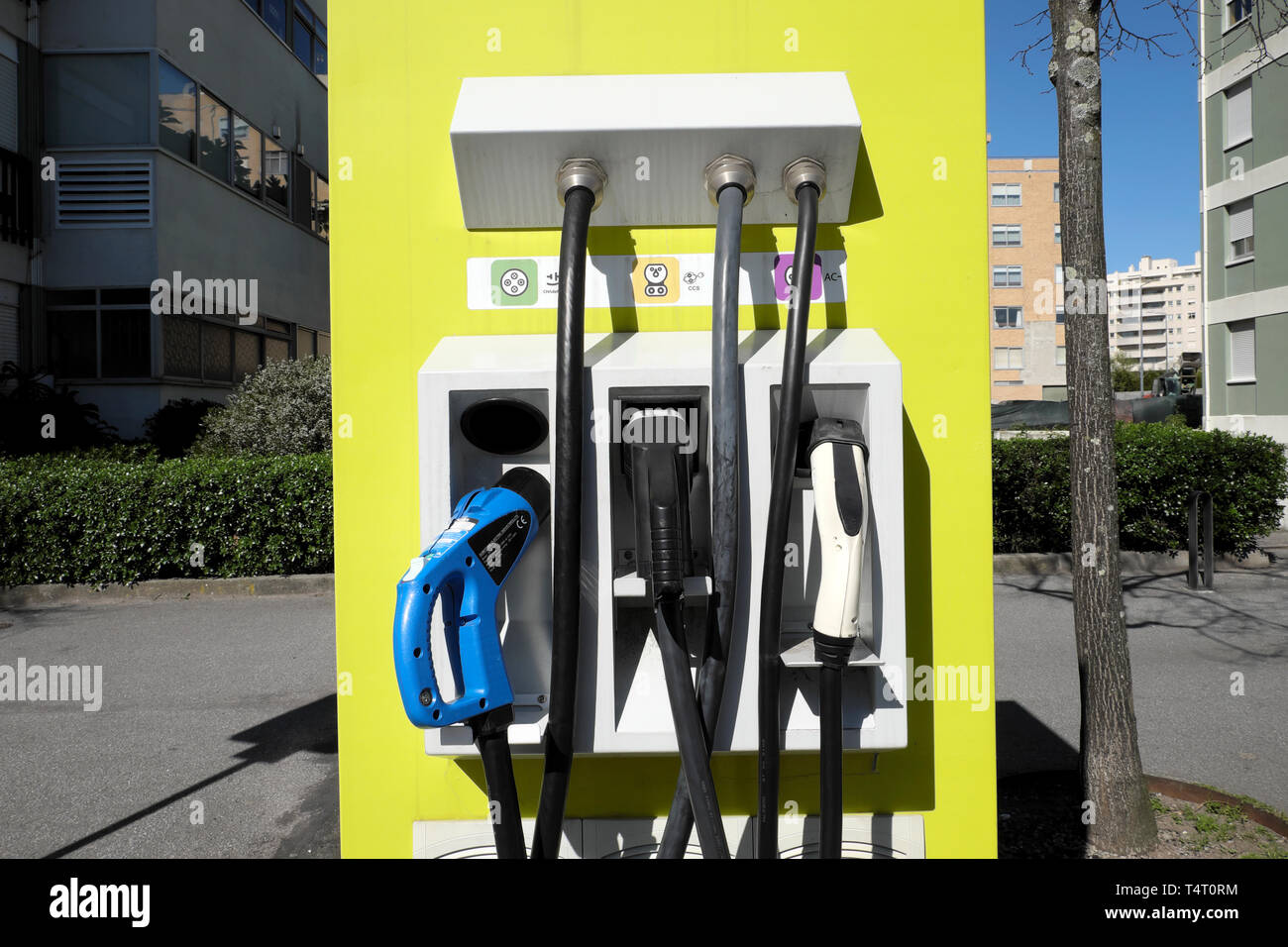 Electric vehicle fast charging station hires stock photography and