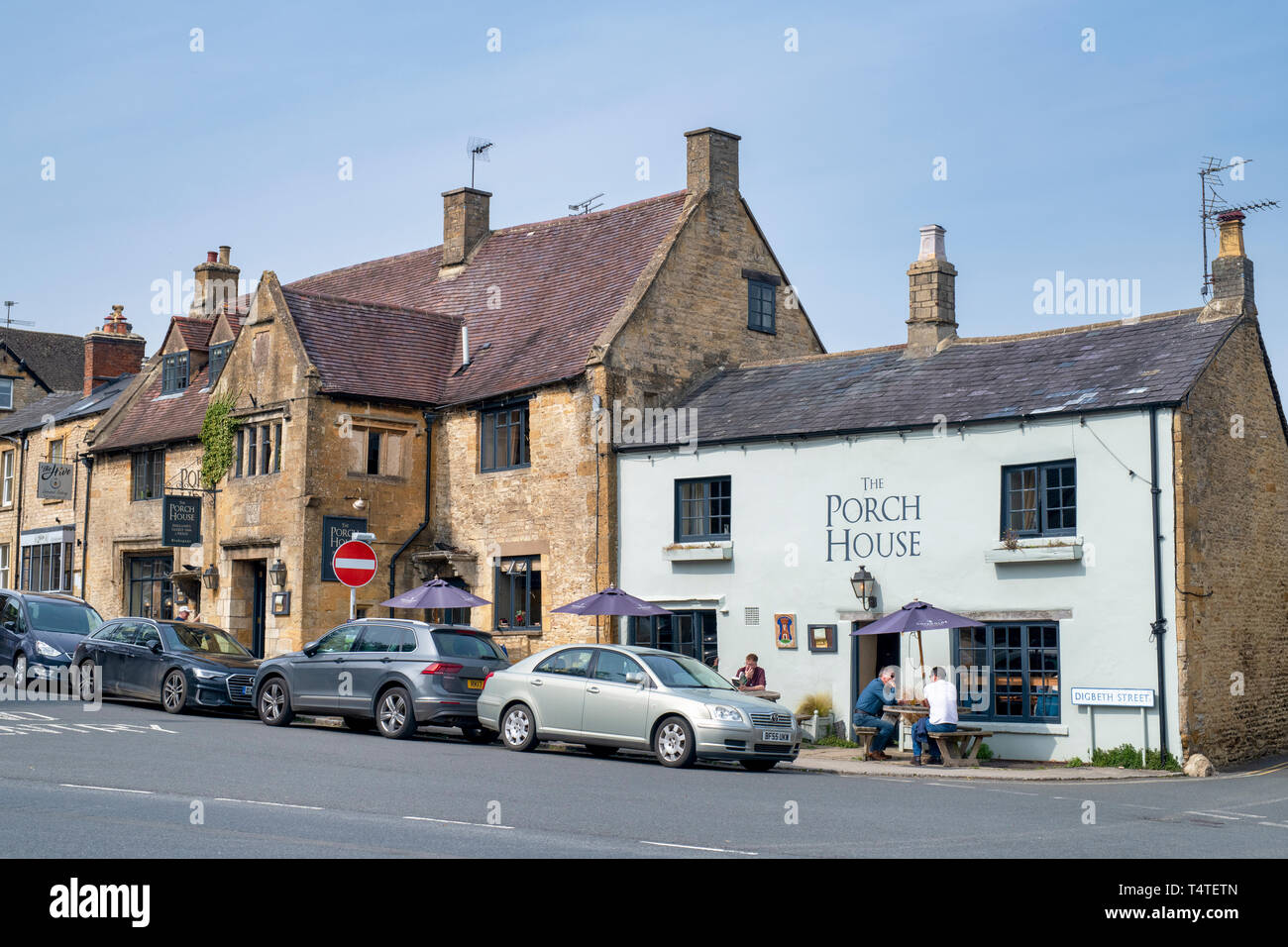 The Porch house Inn, Digbeth Street, Stow on the Wold, Gloucestershire, Cotswolds, England Stock Photo