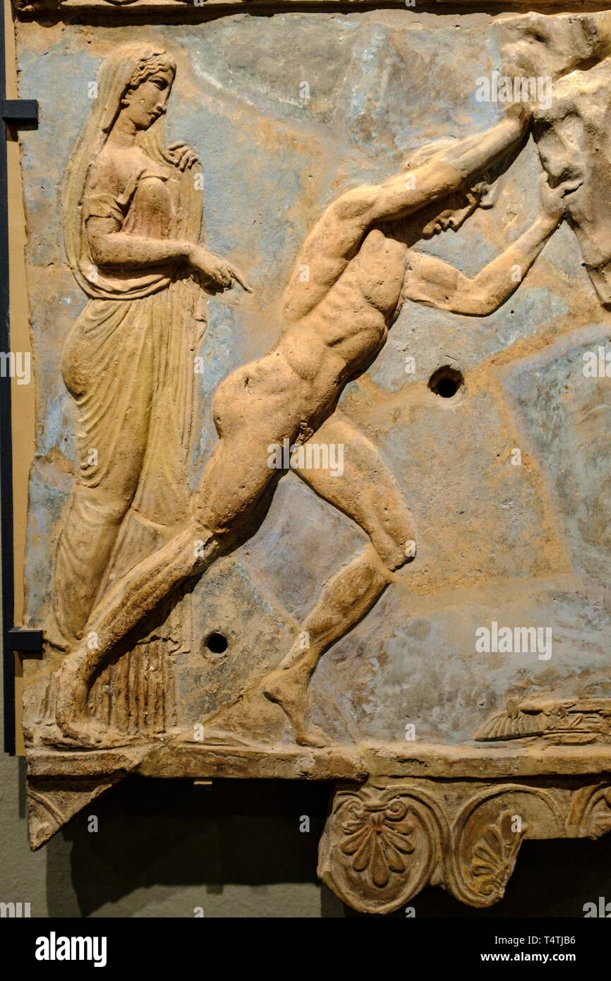 Teseo encuentra las armas de su padre en presencia de Etra, siglo I antes de Cristo, arcilla con restos de policromia, Italia, coleccion Campana. Stock Photo