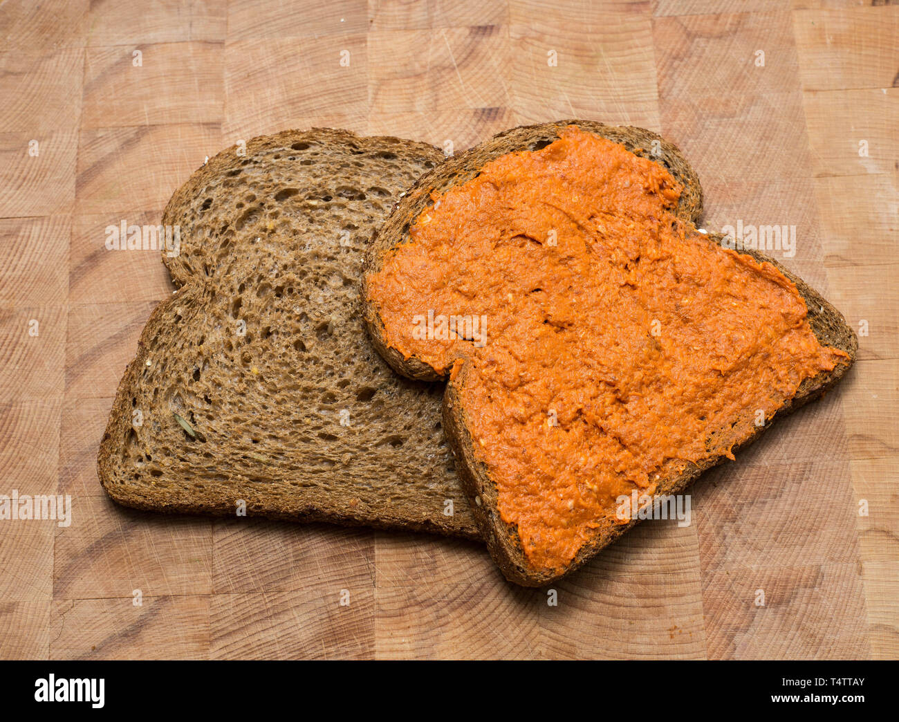 Brown Sandwich With Filet Americain On Wood American Fillet Cow Meat And Pepper Close Up Stock Photo Alamy