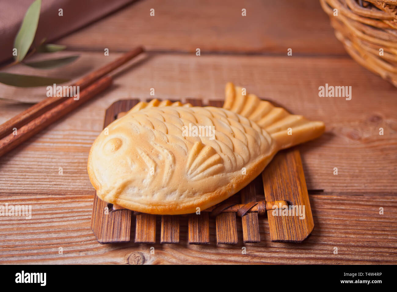 taiyaki of japanese traditional baked sweets, fish-shaped cake Stock Photo  - Alamy