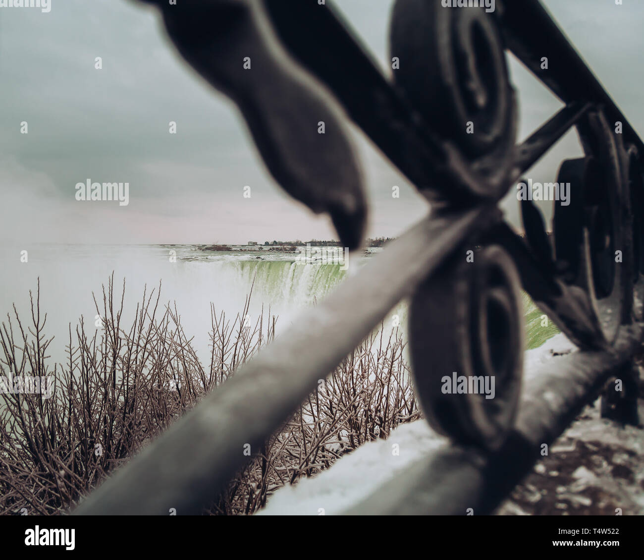 Niagara Falls railing Stock Photo - Alamy