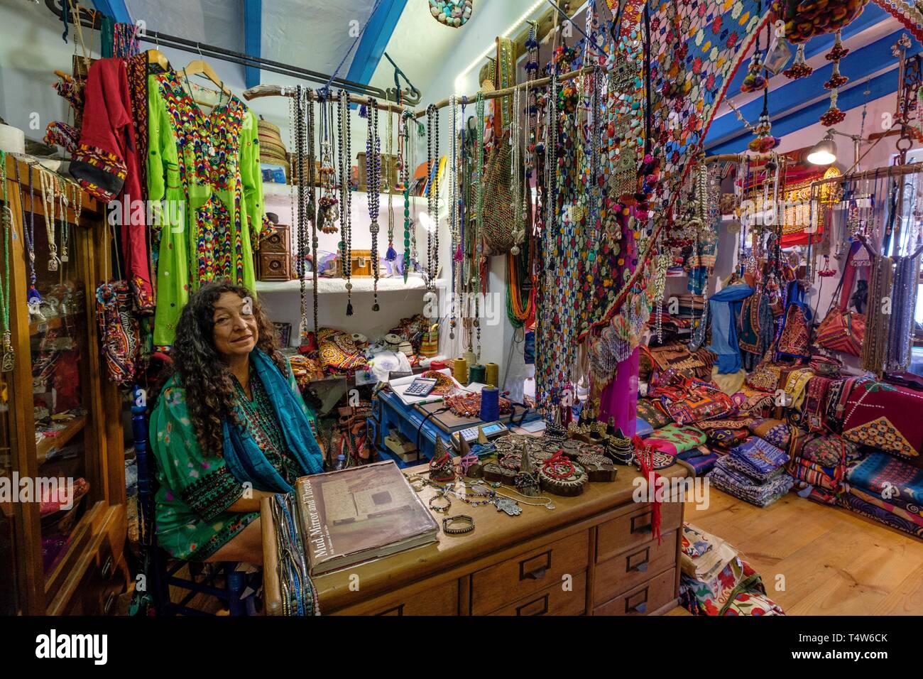 hippie, shopping en Sant Francesc Xavier, Formentera, balearic islands, Spain Stock Photo Alamy