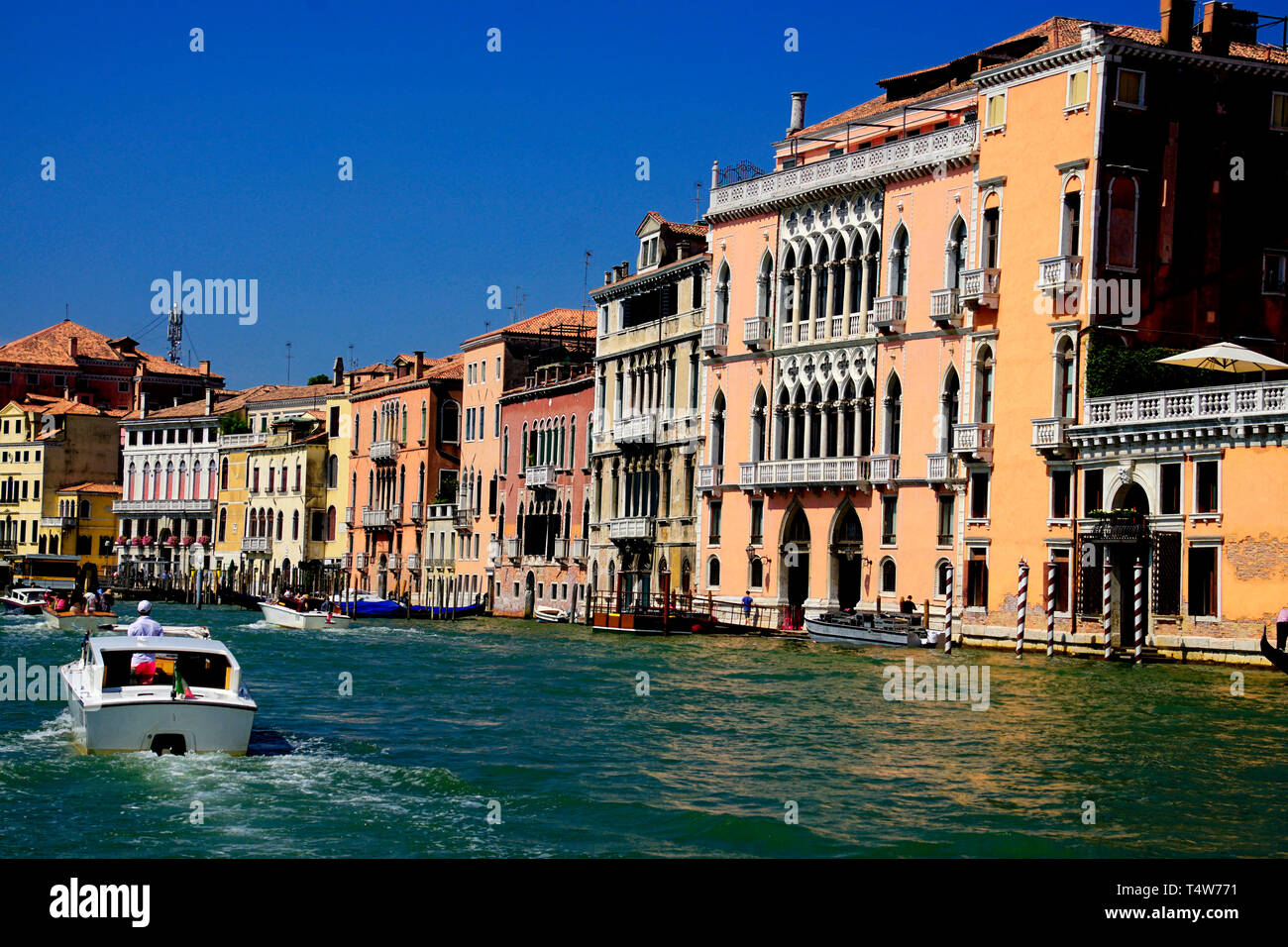Venice boat canal motor hi-res stock photography and images - Alamy