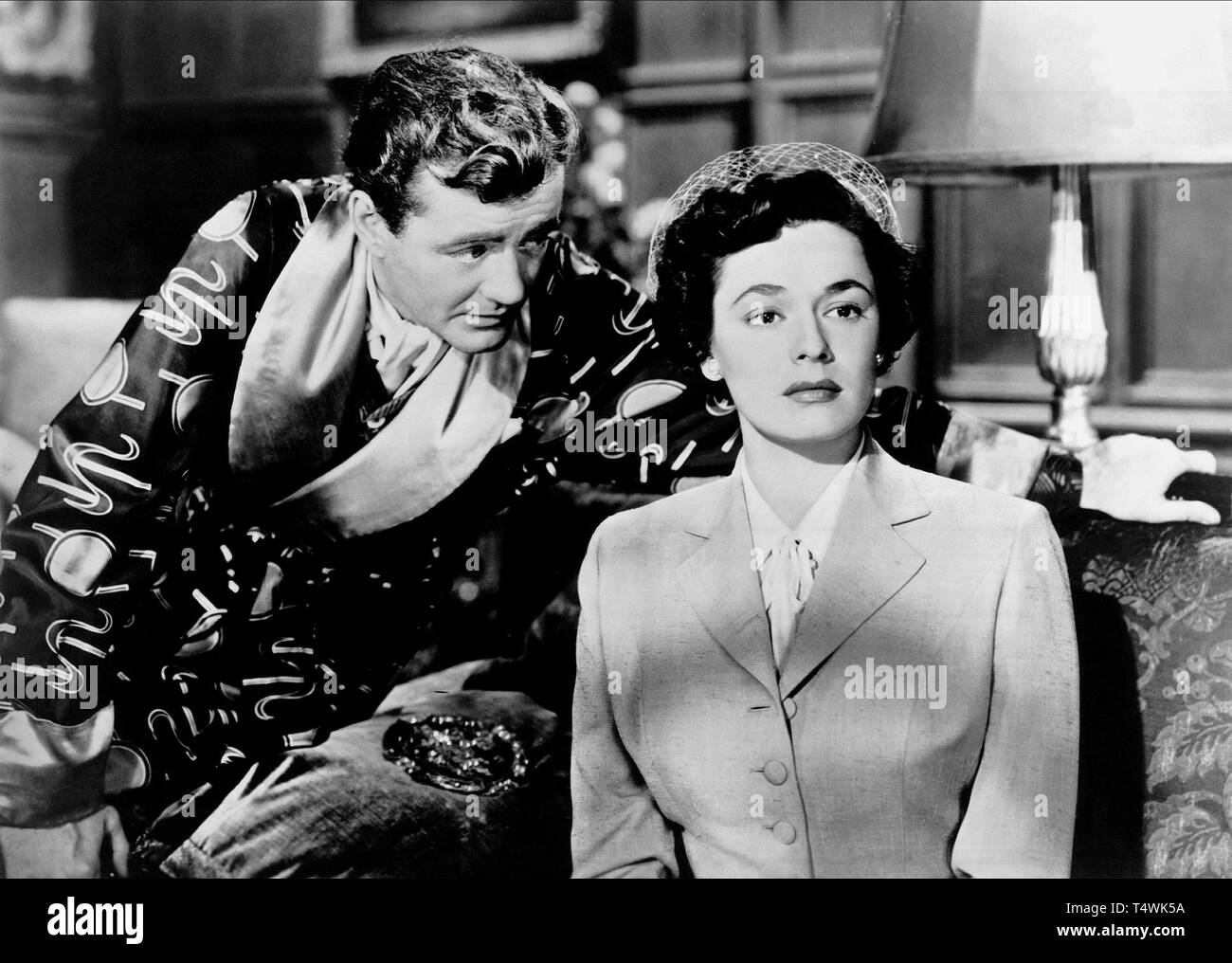 WALKER,ROMAN, STRANGERS ON A TRAIN, 1951 Stock Photo