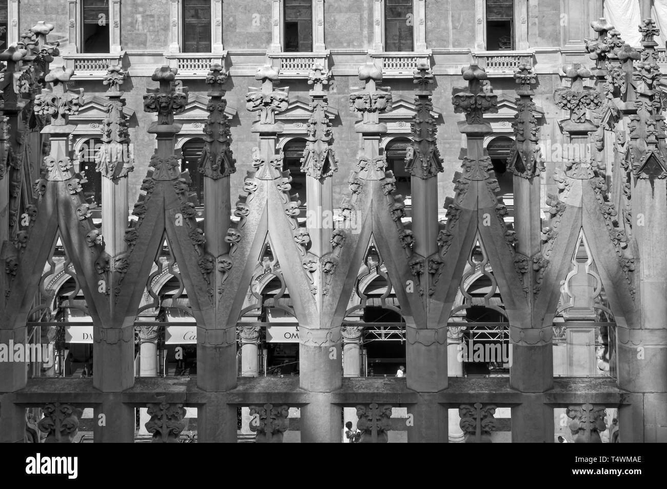 Interior of milan cathedral Black and White Stock Photos & Images - Alamy