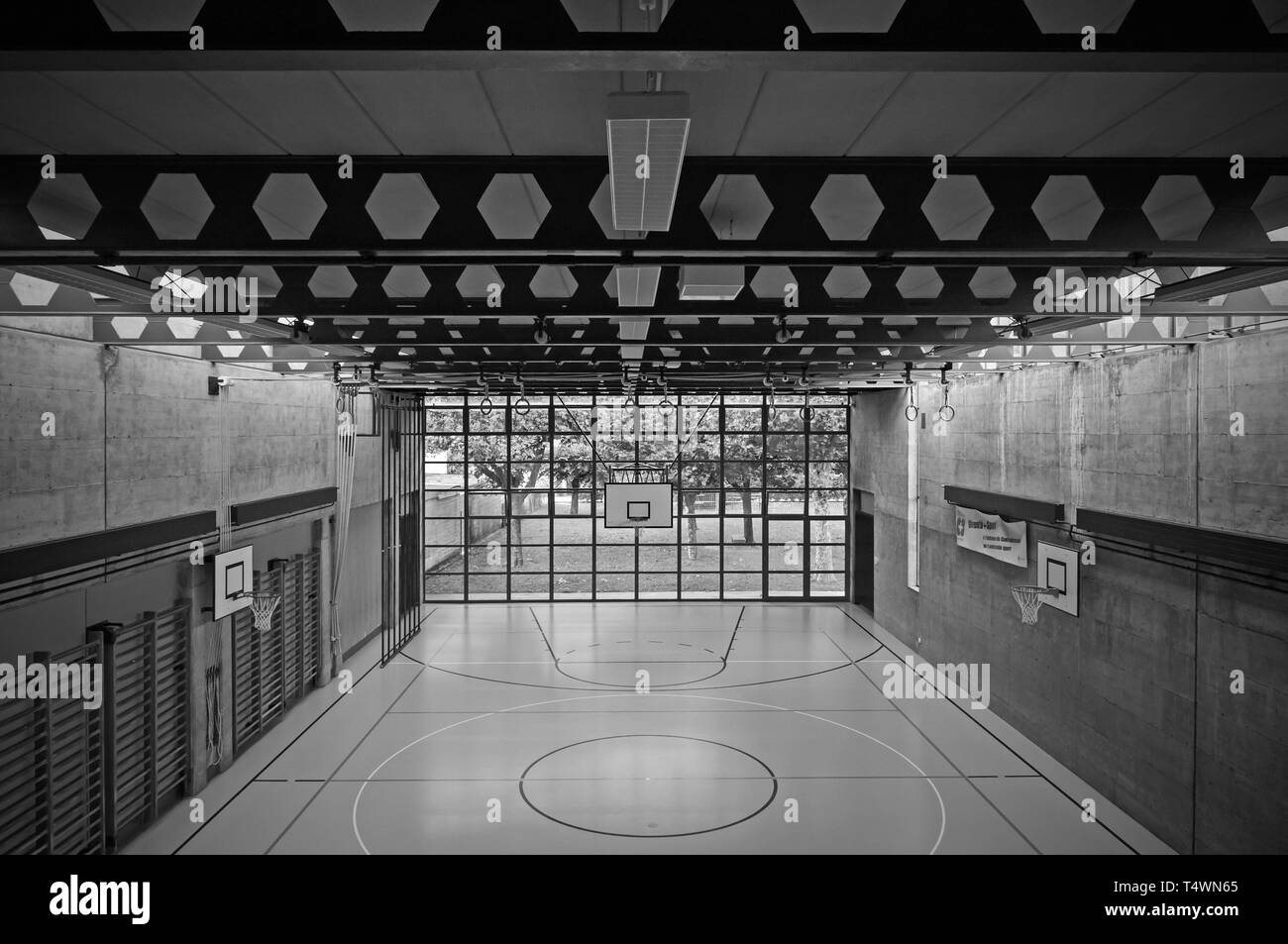 School building Black and White Stock Photos & Images - Alamy