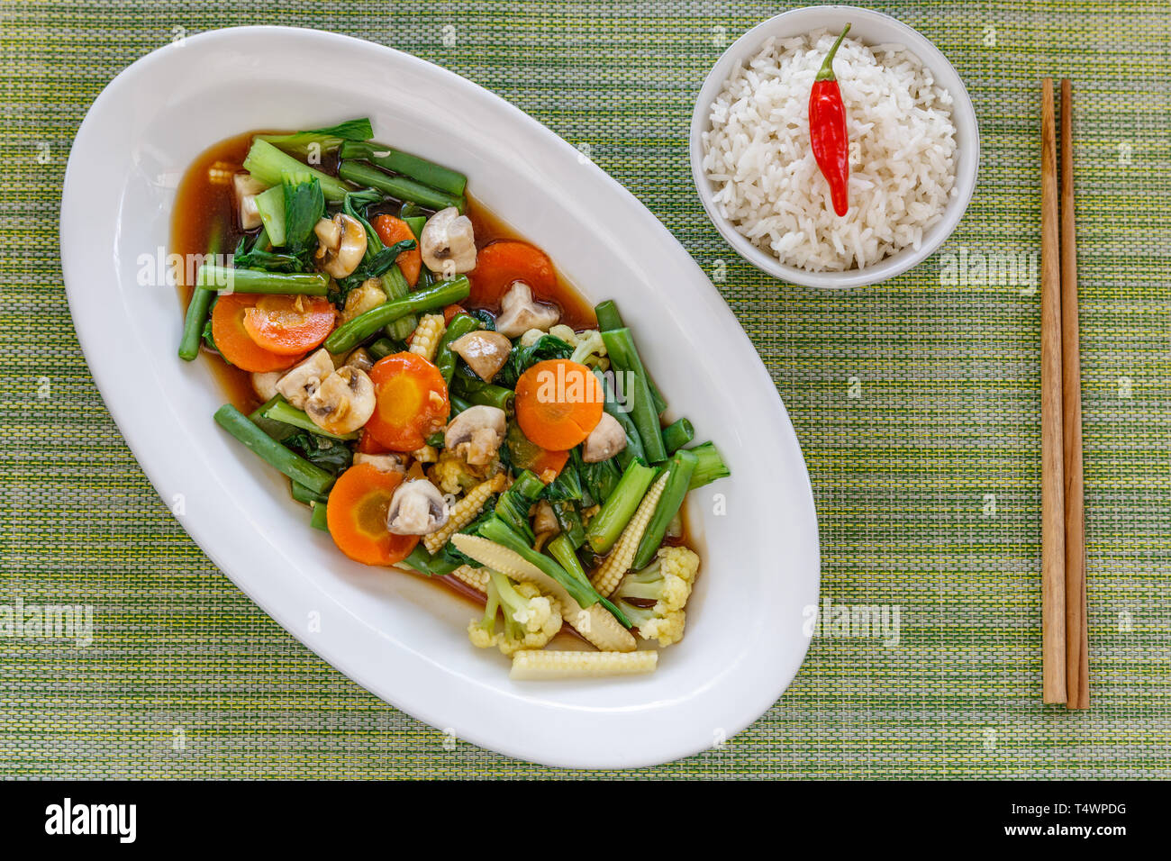 Thai stir fried vegetables and mushrooms in oyster sauce, Served with