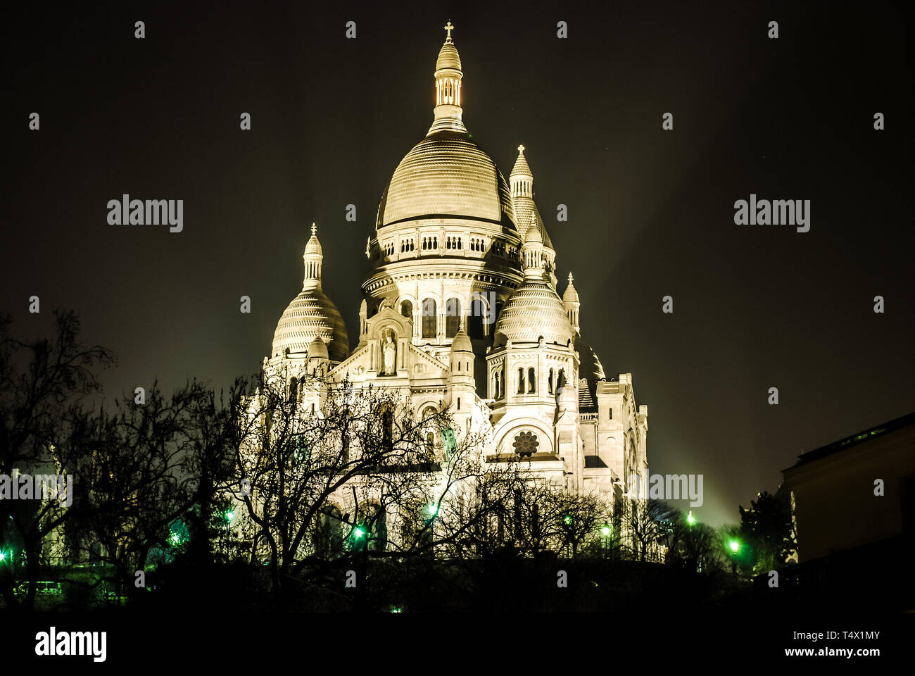 La Basilique du Sacré Cœur de Montmartre captured from my hostel window on a 1 night stay in the French capital Stock Photo