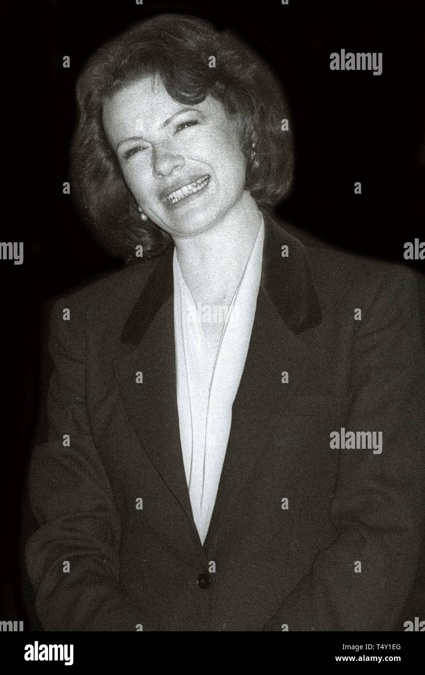 Dianne Wiest Young