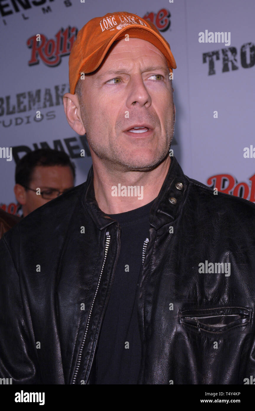 LOS ANGELES, CA. March 28, 2005: Actor BRUCE WILLIS at the Los Angeles premiere of his new movie Sin City. © 2005 Paul Smith / Featureflash Stock Photo