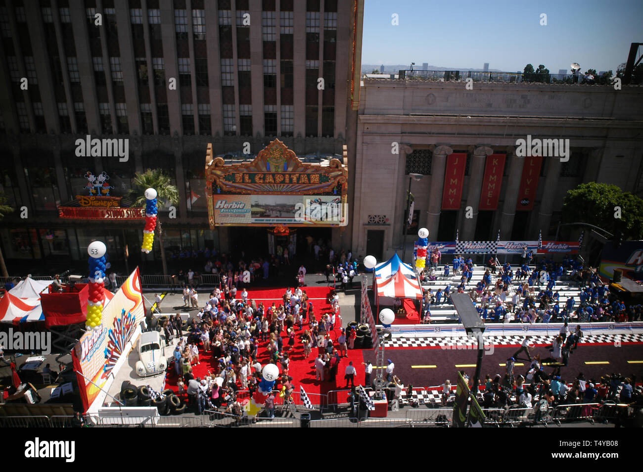 Los Angeles Ca June 19 2005 Scene Outside The El Capitan