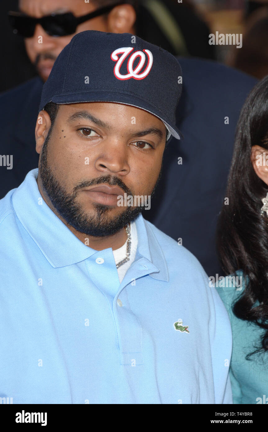 Is War Of The Worlds (Ice Cube) Really One Of The Worst Films Ever? Let'S Find Out! - g02at55