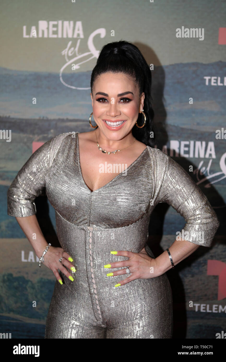 Miami, FL, USA. 18th Apr, 2019. Carolina Sandoval at the red carpet