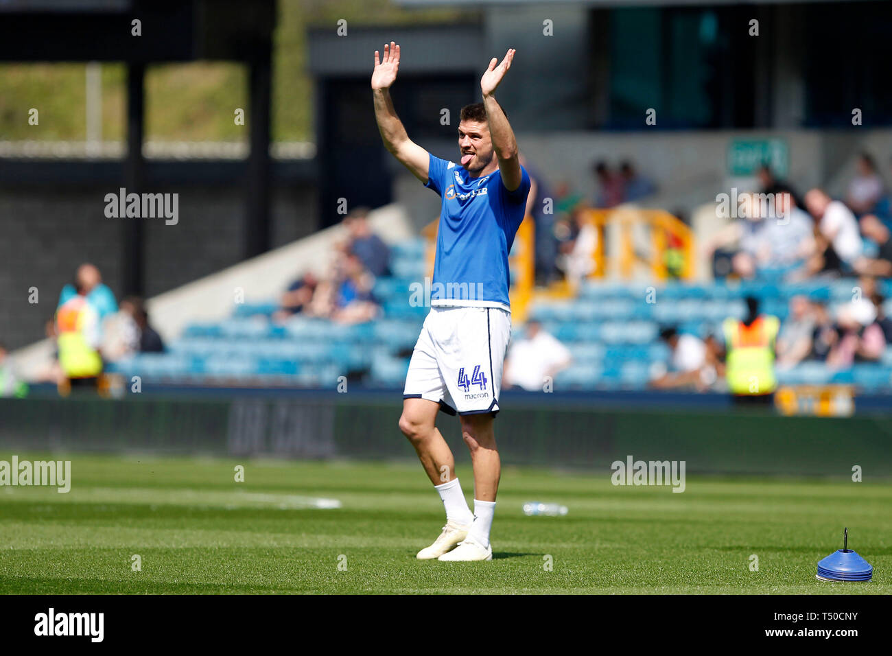 London, UK. 19th Apr, 2019. Ben Marshall of Millwall in the warm up during the EFL Sky Bet Championship match between Millwall and Brentford at The Den, London, England on 19 April 2019. Photo by Carlton Myrie. Editorial use only, license required for commercial use. No use in betting, games or a single club/league/player publications. Credit: UK Sports Pics Ltd/Alamy Live News Stock Photo
