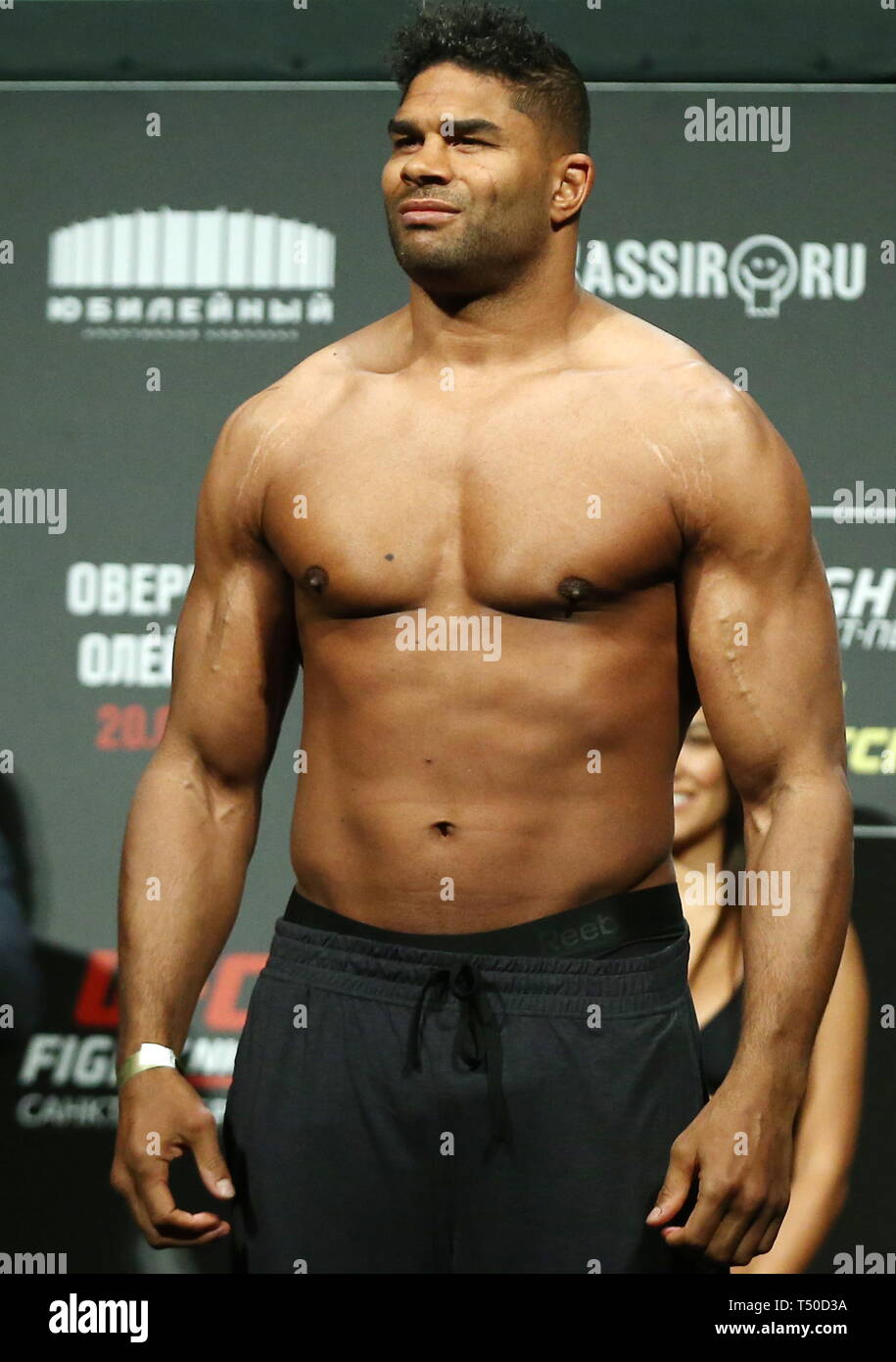 Page 2 Alistair Overeem High Resolution Stock Photography And Images Alamy