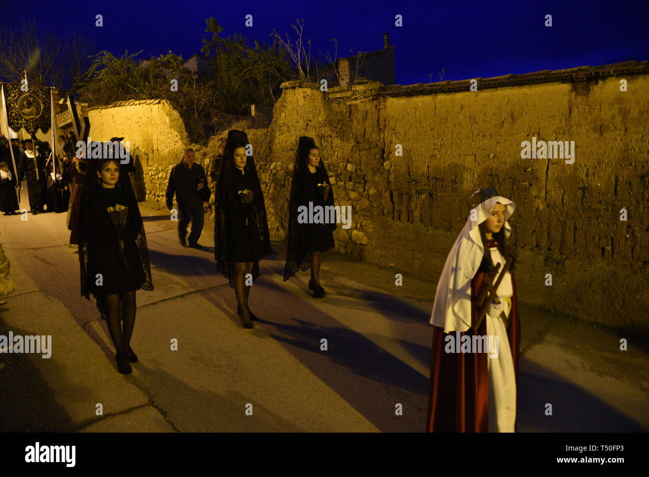 Almazan, Soria, Spain. 19th Apr 2019. Penitents are seen during the procession of 'Viernes Santo' (Good Friday) in Soria, north of Spain. Credit: John Milner/SOPA Images/ZUMA Wire/Alamy Live News Stock Photo